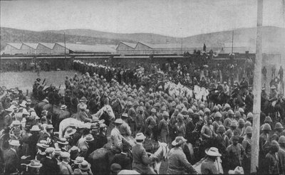 Jeden z bolestivých incidentů války: Zajaté britské jednotky pochodují do Pretorie, 1902 od Unbekannt