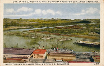 Tichý vstup do Panamského průplavu zobrazující ponorky USA, 20. léta 20. století od Unbekannt