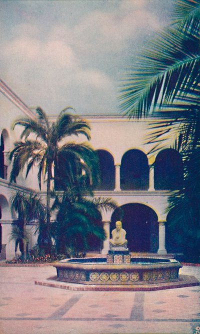 Patio of the House of Hospitality, c1935 od Unbekannt