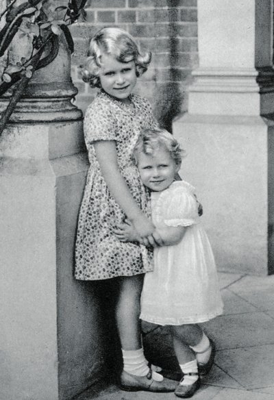 Princezny Elizabeth a Margaret Rose, 1932, 1937 od Unbekannt