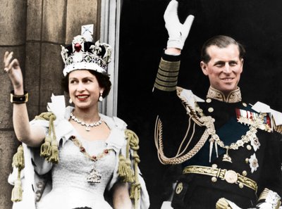 Královna Alžběta II a vévoda z Edinburghu v den jejich korunovace, Buckinghamský palác, 1953 od Unbekannt