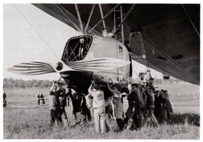 Zadní gondola, Zeppelin LZ 127 Graf Zeppelin, 1933 od Unbekannt