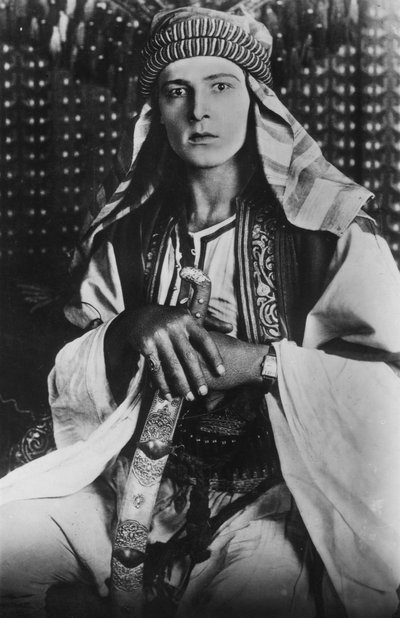Rudolph Valentino 1895-1926 v The Sheikh, 1921 od Unbekannt