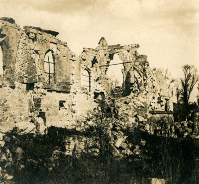 Zničený kostel v Dreslincourt, severní Francie, c1914-c1918 od Unbekannt