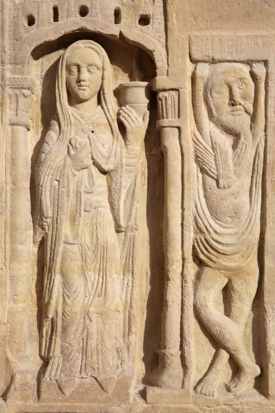 Bazilika svatého Denise. Centrální portál. Moudrá panna, 20150919, Saint-Denis, Francie od Unbekannt