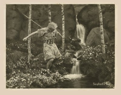 Scéna z filmu Die Nibelungen: Siegfried od Fritze Langa, 1924. od Unbekannt