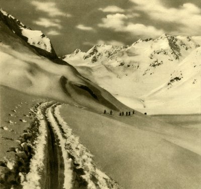 Lyžování na ledovci Alpeiner Ferner ve Stubaiských Alpách, Rakousko, c1935. od Unbekannt
