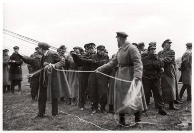 Sovětská výsadková posádka vzducholodě, Moskva, SSSR, 1930 1933 od Unbekannt