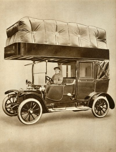 Kabina taxi s plynovým vakem na speciálně vybavené střeše, 1914-1918, 1935. od Unbekannt