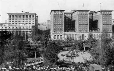 The Biltmore z Pershing Square, Los Angeles, Kalifornie, USA, c1933 od Unbekannt