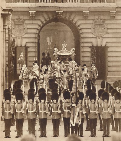 Král a královna opouštějí palác na svou korunovaci, 1937 od Unbekannt