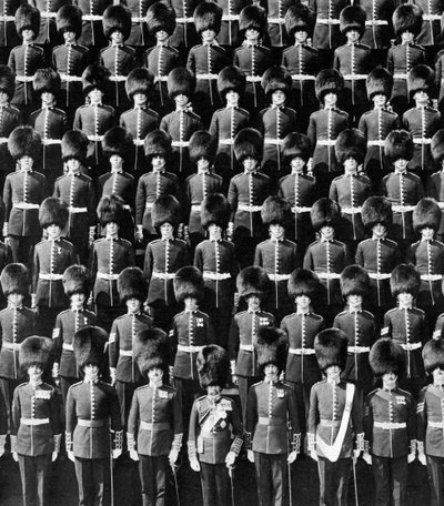 Král a jeho strážci, 1935 od Unbekannt
