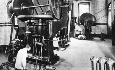 Medal Press, Královská mincovna, Tower Hill, Londýn, počátek 20. století od Unbekannt