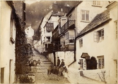 The New Inn and street, Clovelly, Devon, konec 19. nebo začátek 20. století od Unbekannt