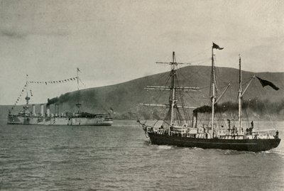 Nimrod Passing H.M.S. Mocný,...v přístavu Lyttelton, 1. ledna 1908, 1909. od Unbekannt