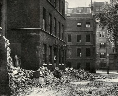Místo brány z Fetter Lane a opuštěné domy čekající na demolici, 1934. od Unbekannt