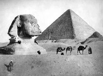 Sfinga a pyramida v Gíze, Egypt, c1882 od Unbekannt