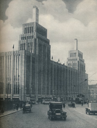Věž lemovaná hmota Karstadthaus postavená v dělnické čtvrti, c1935 od Unbekannt
