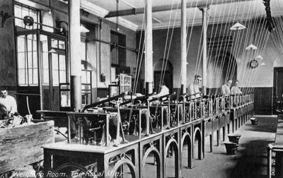 The Weighing Room, the Royal Mint, Tower Hill, London, 20th century od Unbekannt
