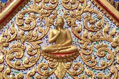 První Buddhovo kázání pronesl po dosažení osvícení. Chrám Wat Si Sou Mang Karam. Vieng Vang. Laos, 20151102, Vieng Vang, Laos od Unbekannt