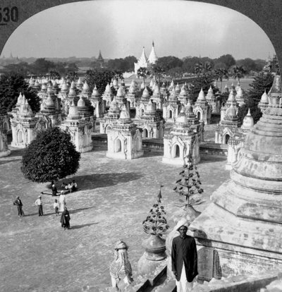 Severní část 450 pagod, Mandalay, Barma Myanmar, 1900 od Unbekannt