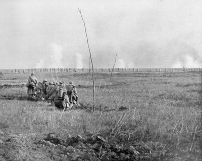Vojska útočící na nepřátelské zákopy, Chemin des Dames, Francie, první světová válka, 5. května 1917 od Unbekannt