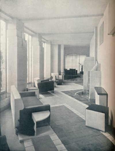 Pohled na Sluneční místnost za denního světla, ukazující tři okna a sloupy, 1930 od Unbekannt