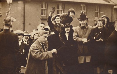 Wales Knows How To Cheer, 1936 1937 od Unbekannt
