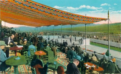 Sledování dostihů před Club House, Agua Caliente Jockey Club, c1939 od Unbekannt