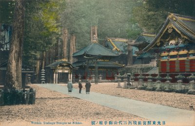 V chrámu Toshogu v Nikko, c1900 od Unbekannt