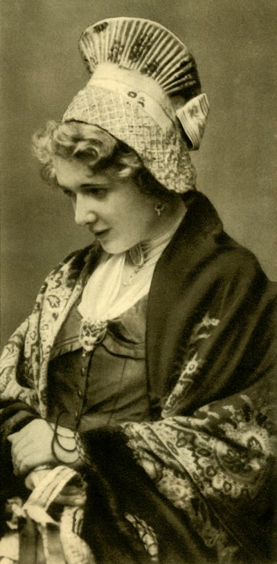 Žena v kroji, Dolní Rakousko, c1935. od Unbekannt