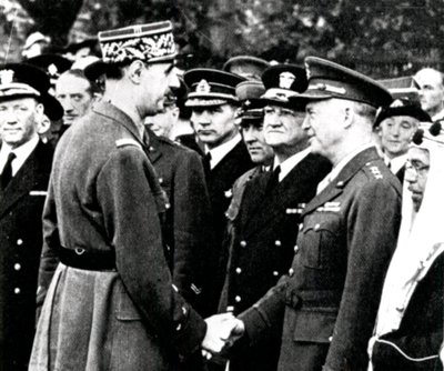 2. světová válka: De Gaulle pozdravuje Eisnhowera, 1944 od Unbekannt