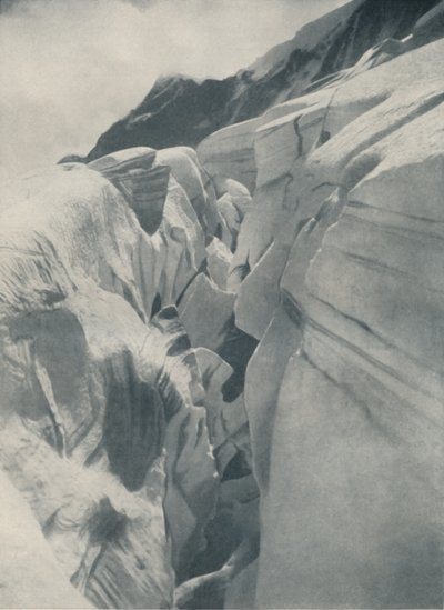 Yawning Crevasse By The Bergli Above Grindelwald, c1935 od Unbekannt