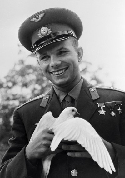 Jurij Gagarin, ruský kosmonaut, c1963-c1964 od Unbekannt