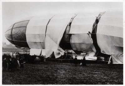 Zeppelin LZ2 po jeho zničení, 1906 1933 od Unbekannt