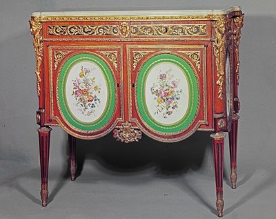Skříň Ludvíka XVI., zn. M.Carlin JME, zdobená plaketami ormolu a Sevres, kolem roku 1774 od Unbekannt Unbekannt