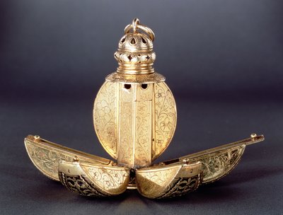 Pomander se čtyřmi otevřenými přihrádkami pro parfémy nebo jiné aromatické látky, stříbrně zlacený, pravděpodobně anglický kolem roku 1580 od Unbekannt Unbekannt