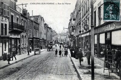 Champagne-Ardenne, Marne (51), Chalons sur Marne (Chalons-sur-Marne): pohled na rue de la Marne (město se nazývá desormais Chalons en Champagne (Chalons en Champagne) - pohlednice konec 19.-začátek 20. stol. od William M. Timlin