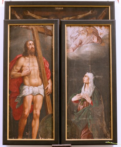 Kostel (Eglise Saint-Martin). Interiér. Triptich. Ukřižování. od Unbekannter Künstler