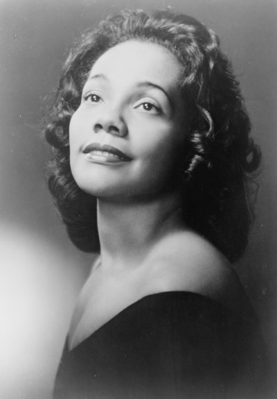 Coretta Scott King od Bartolome Esteban and studio Murillo