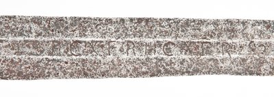 Detail, pozdně středověký široký meč s dřívější vikingskou čepelí a erbovými ložisky rodiny De Bohun od Unbekannt