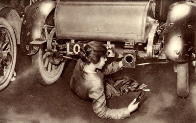 Žena mechanik za 1. světové války od Unbekannter Künstler