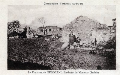 První světová válka (1914-1918) - Východní tažení: Fontána Negocani v Srbsku (v současné době Makedonie) - Pohlednice od William M. Timlin
