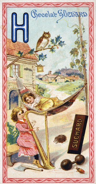 Písmeno H: hotel, sova, houpací síť, harfa, sekera, herisson, chmel, činky, chabbing, vesnička. Rytina abecedy v úpravě Chocolat Suchard, počátek 20. století. 24 chromolitografií znázorňujících místa, postavy a předměty, které mají být objeveny od Unbekannt