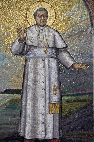 Benediktinské opatství Madonna della Scala, Noci, Apulie Mozaika zobrazující papeže Pia X., Noci, Itálie od Unbekannt