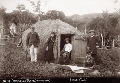 Making Tappa, nativní látka, cca 1875 (sépiová fotografie) od Unbekannt