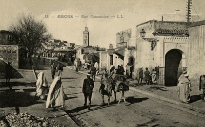 Rue Rouamzine v Meknes, Maroko od Unbekannter Künstler