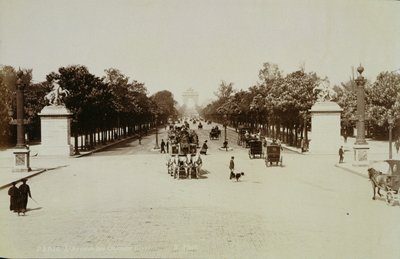Champs Elysees, Paříž (sépiová fotografie) od Unbekannt