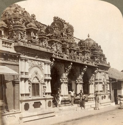Nádherně vyřezávaná výzdoba hinduistického buddhistického chrámu, Colombo, Ceylon, 1902. od Underwood and Underwood
