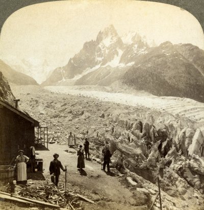 Mer de Glace z Chapeau, poblíž Chamonix, Francie. od Underwood and Underwood